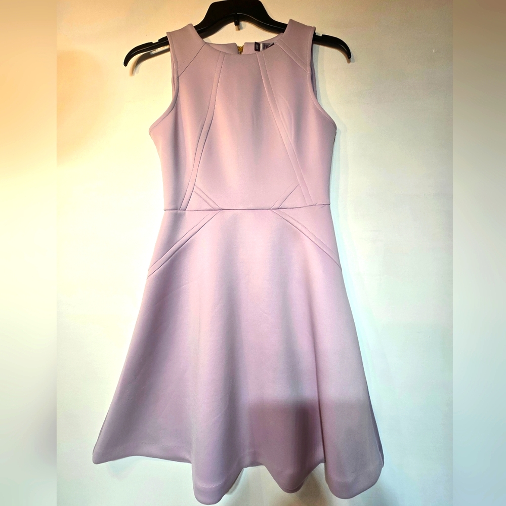 Jennifer Lopez Mini Sleveless Dress. Lavander. Size 6